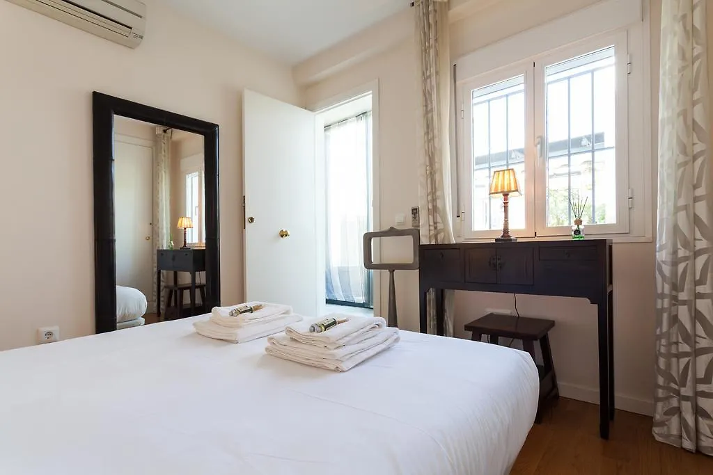 City Rooftop Paradise - Space Maison Apartments إشبيلية